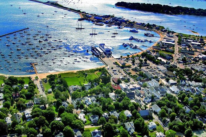 #1 Best 3hr Martha's Vineyard shared Island Tour from Oak Bluffs - Edgartown’s whaling past and lighthouse views