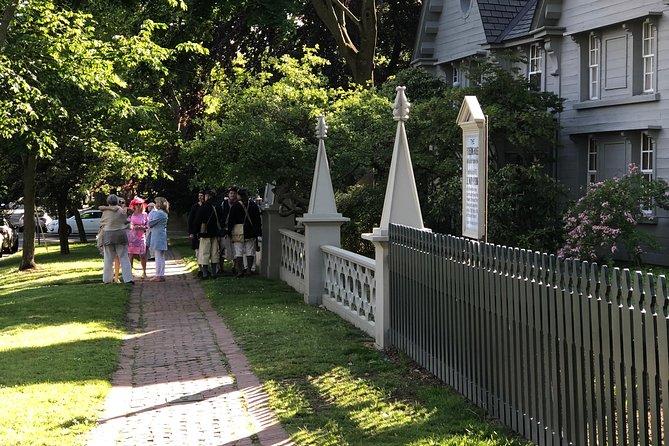 2.5-Hour Salem History & Sightseeing Guided Walking Tour - Weather, clothing, and seasonal planning