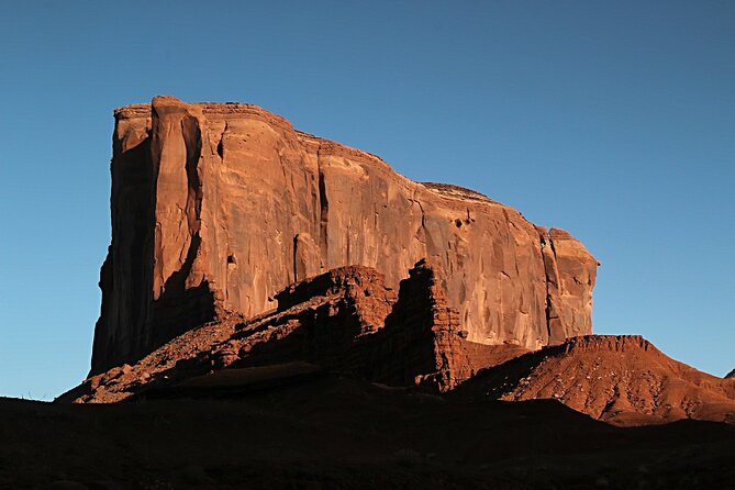 2.5 Hours of Monument Valley's Backcountry 4×4 Tour - Sun’s Eye Arch and the Anasazi petroglyphs