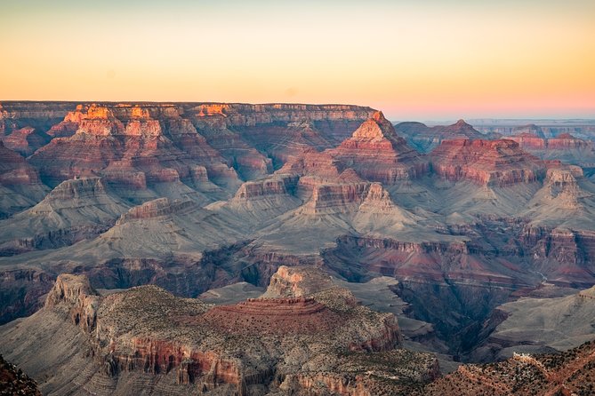 2 Day: Grand Canyon, Antelope Canyon, Horseshoe Bend, Zion Tour - Day one begins with Zion’s red rock walls