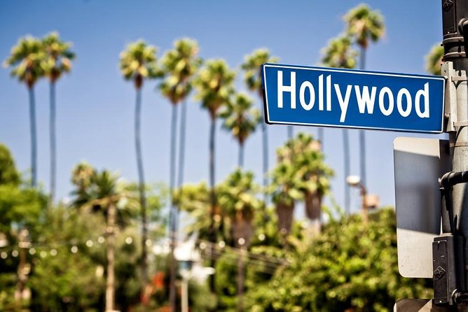 2-Hour Hollywood Bus Tour - What the guide and bus are really like