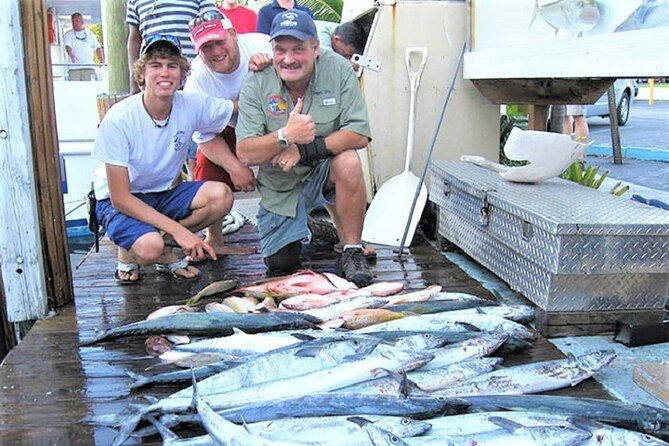 4-Hour Day or Night-Time Reef Bottom Fishing Charter in Fort Lauderdale - Day fishing or a night trip?
