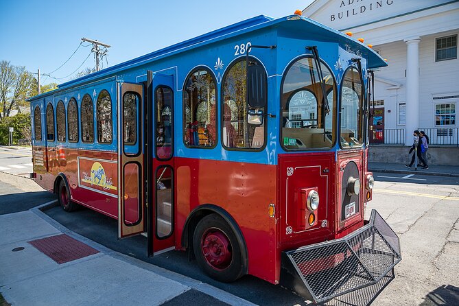 90-Min Narrated Trolley Tour of Lexington and Concord, MA - Key points to know before booking