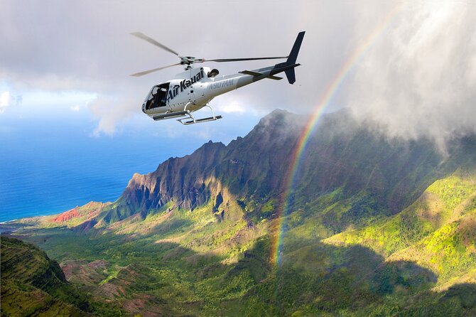 Air Kauai: DOORS-OFF Helicopter Adventure - Why the doors-off cabin changes the flight