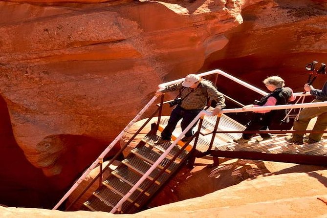 Antelope Canyon and Horseshoe Bend Day Tour from Flagstaff - Inside the canyon, footing matters more than footwear fashion