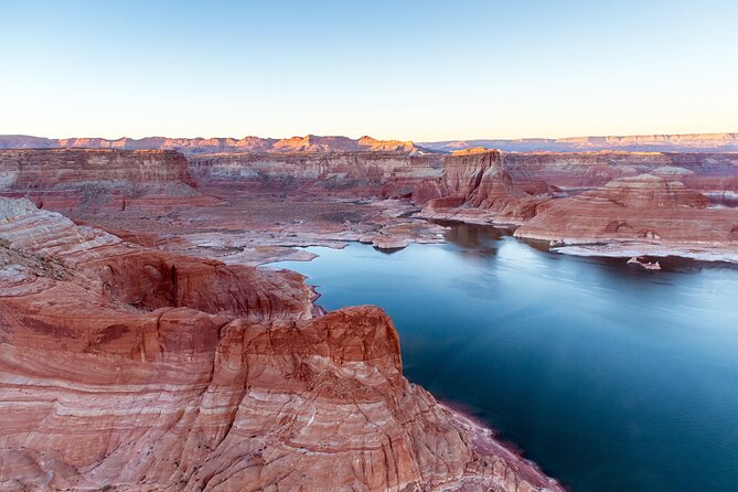Antelope Canyon and Horseshoe Bend Day Trip from Las Vegas - Who should book this experience?