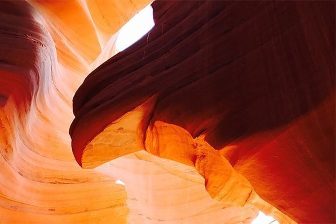 Antelope Canyon & Horseshoe Bend from Vegas, Lunch, Free WiFi - The road east through Arizona and Utah