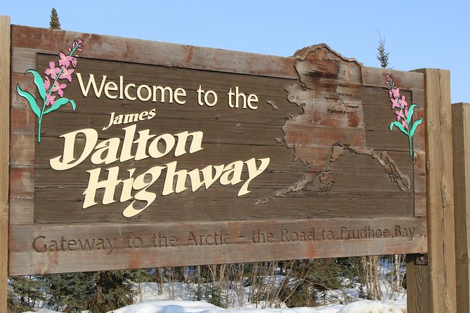 Arctic Circle Day Tour - Yukon River Camp and lunch in the middle of nowhere