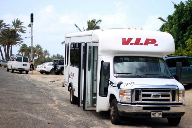 Arrival Transfer: Airport Shuttle Honolulu and Waikiki or Cruise Terminal - Who should book this airport shuttle?