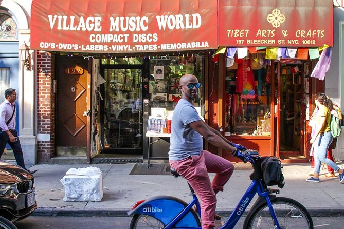 Artistic, Alternative Greenwich Village Walking Tour - The guide makes or breaks the experience