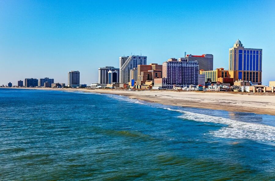 Atlantic City: Dolphin Watching Ocean Cruise Adventure - The first part of the 90-minute cruise