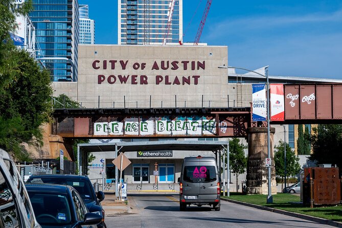 Austin and Hill Country Sightseeing Tour - Lady Bird Lake, the Bat Bridge, and Zilker Park