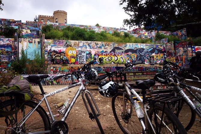 Austin in a Nutshell Bike Tour with a Local Guide - Downtown Austin and the Texas State Capitol