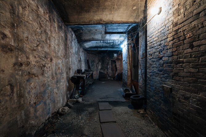 Beneath The Streets Underground History Tour - Guides make or break this one-hour walk
