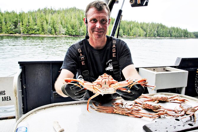 Bering Sea Crab Fisherman's Tour from Ketchikan - Watching the crab pots come aboard