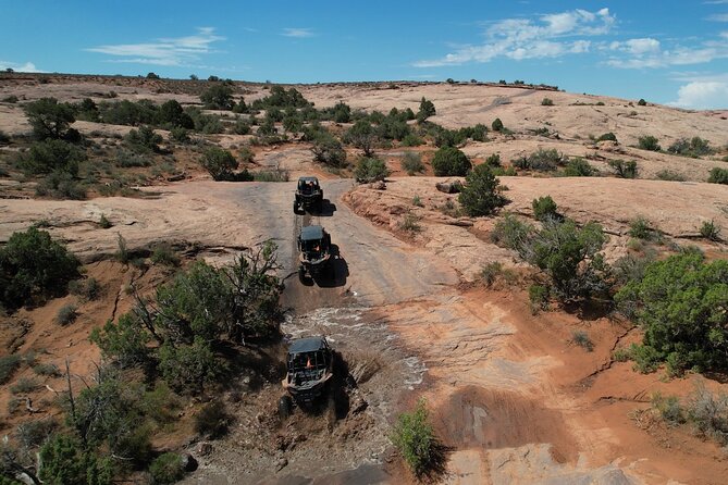 BEST! Hell's Revenge U-Drive 4X4 Tour in Moab +Dinosaur Tracks! - Rock crawling across Moab’s sandstone
