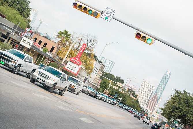 Best of Austin Small-Group Driving Tour with Local Guide - Downtown nightlife and bungalow districts