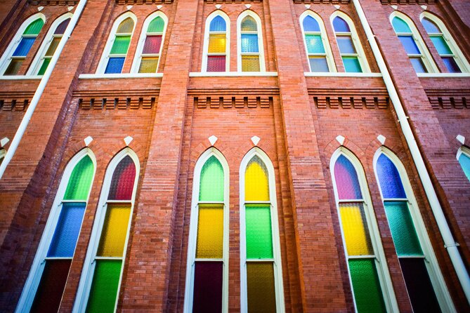 Best of Nashville City Sightseeing Tour on Double Decker Bus - The Tennessee State Capitol and Capitol grounds