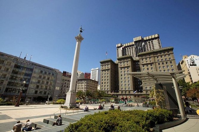 Big Bus SF: Hop-on Hop-off Tour with 17 Stops and Sunset Option - Stops 9 and 10: Alamo Square and Haight-Ashbury