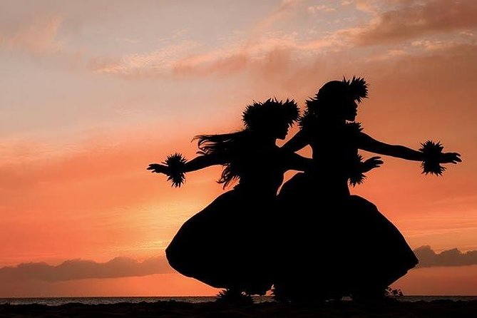 Big Island, Hawaii: Admission to Voyagers of the Pacific Luau - The stage production and its Pacific connections