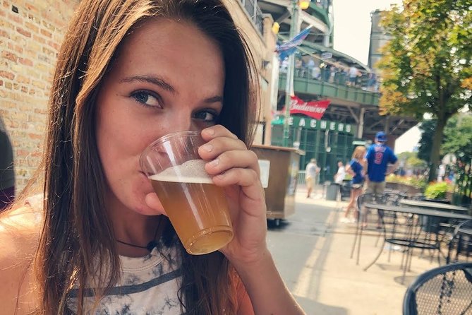 Bikes, Bites & Views: Chicago's Signature Dishes Bike Tour-Adults - The daytime route through Lincoln Park and Wrigleyville