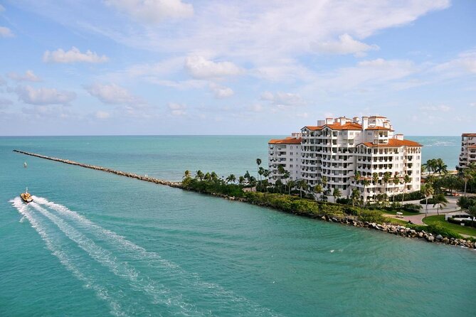 Biscayne Bay and Celebrity Island Homes Boat Tour 90 Minute - Key points to know before boarding