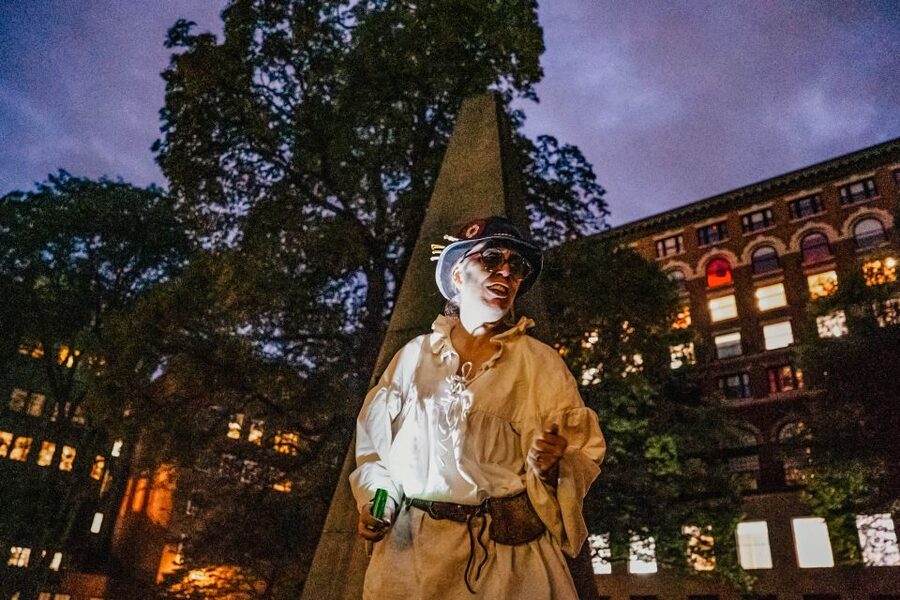 Boston: 1.5-Hour Ghosts and Gravestones Tour - Who should book it?