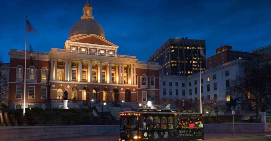Boston: 1.5-Hour Ghosts and Gravestones Tour - Why this tour works better than a standard ghost walk