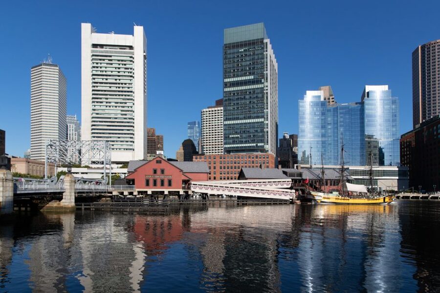 Boston: Boston Tea Party Ships and Museum Interactive Tour - The wraparound theater brings the story forward