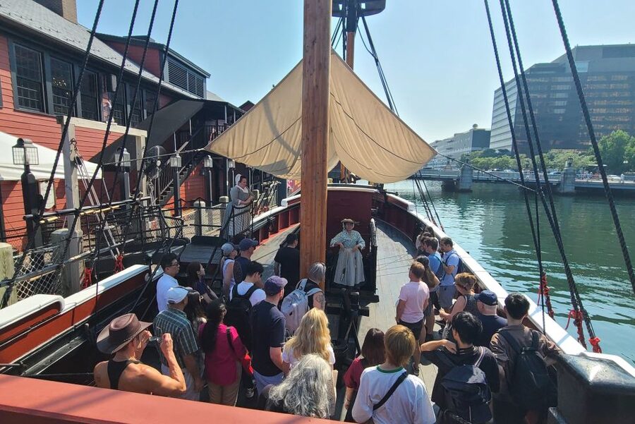 Boston: Boston Tea Party Ships and Museum Interactive Tour - Who will enjoy this tour most