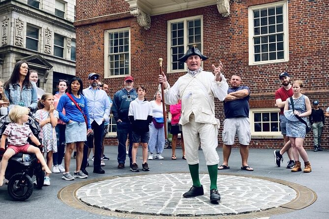 Boston Freedom Trail Walking Tour with Costumed Guide - Why this short Freedom Trail walk works