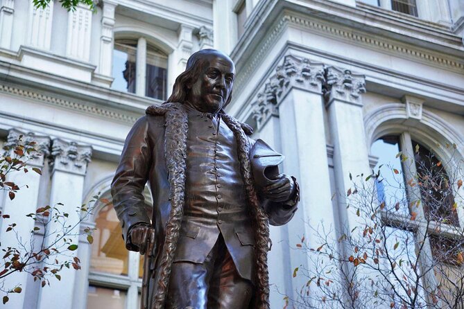 Boston Freedom Trail Walking Tour with Costumed Guide - The State House begins the political story