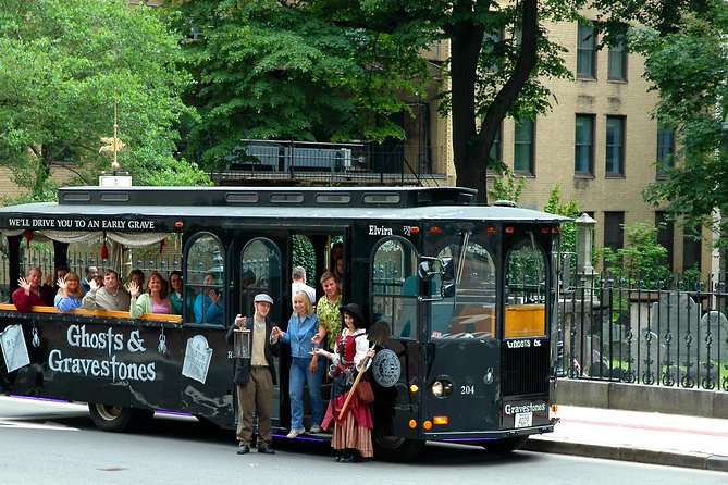 Boston Ghosts and Gravestones Trolley Tour - Granary Burying Ground and Boston’s Revolutionary names