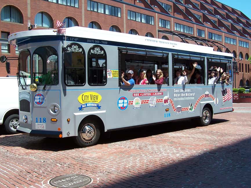 Boston: Hop-On, Hop-Off 20+ Stops Trolley Ticket - A useful first circuit around Boston