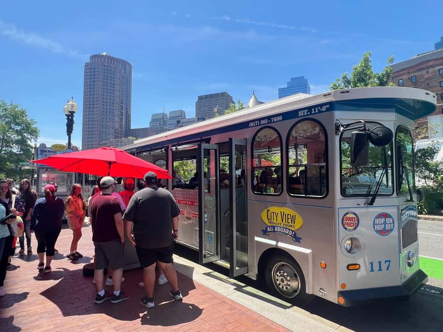 Boston: Hop-On, Hop-Off 20+ Stops Trolley Ticket - Long Wharf, the aquarium, and Quincy Market