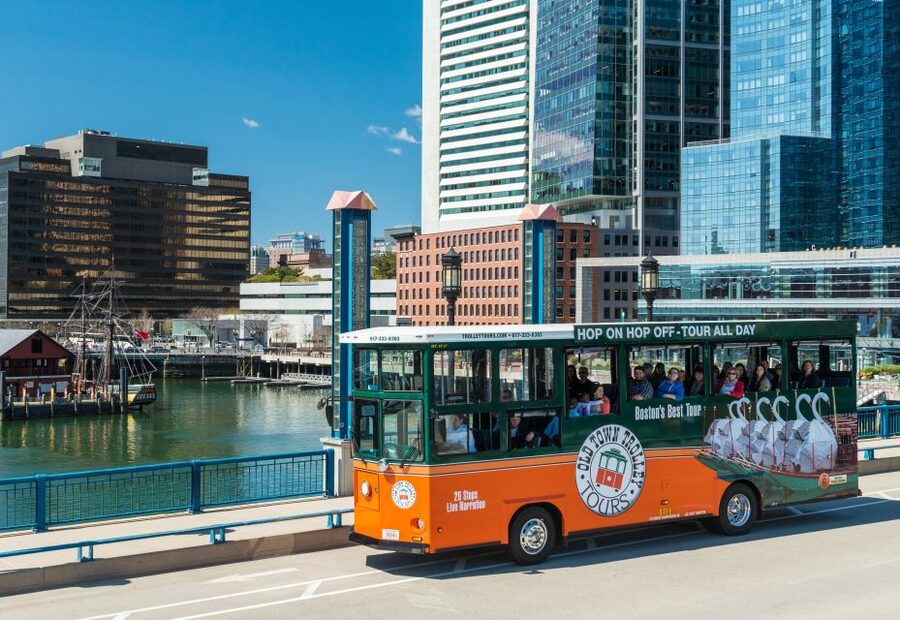 Boston: Hop-on Hop-off Old Town Trolley Tour - Live conductors are the heart of the experience