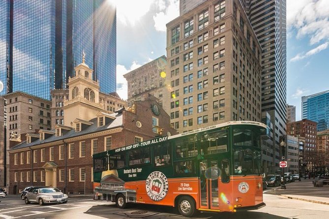 Boston Hop-On Hop-Off Trolley Tour with 13 Stops - Why this trolley works well on a first day in Boston