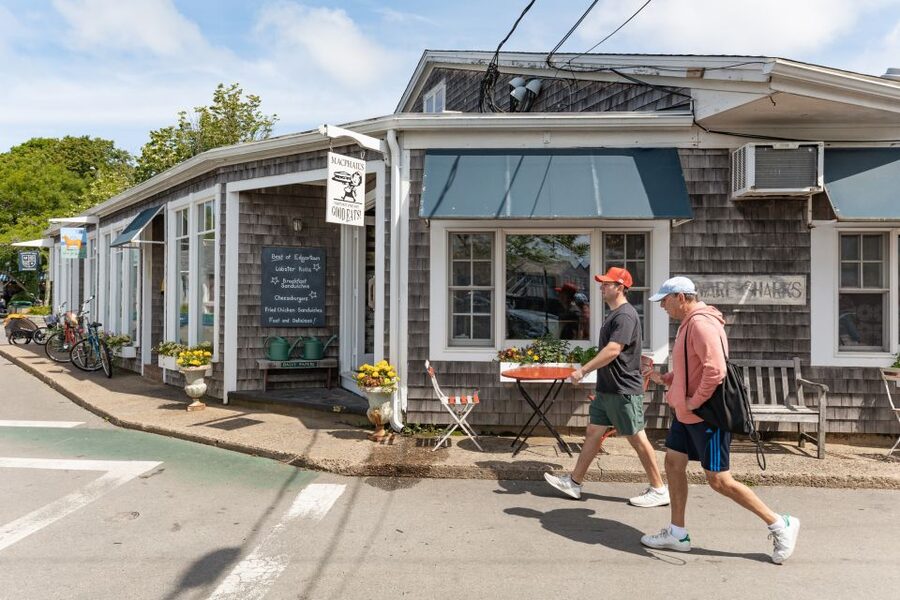 Boston: Martha's Vineyard Day Trip with Optional Island Tour - The optional three-hour island tour