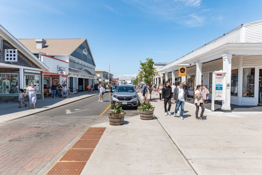Boston: Martha's Vineyard Day Trip with Optional Island Tour - Exploring Martha’s Vineyard independently