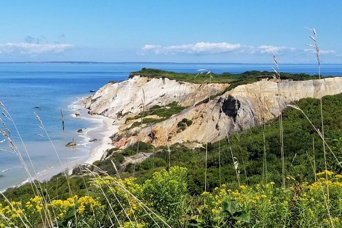 Boston to Martha's Vineyard Day Trip with Optional Island Tour - Boston to Falmouth: an early start with useful narration