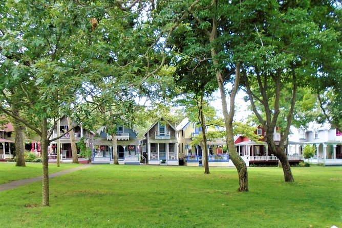 Boston to Martha's Vineyard Day Trip with Optional Island Tour - The three-hour narrated island tour