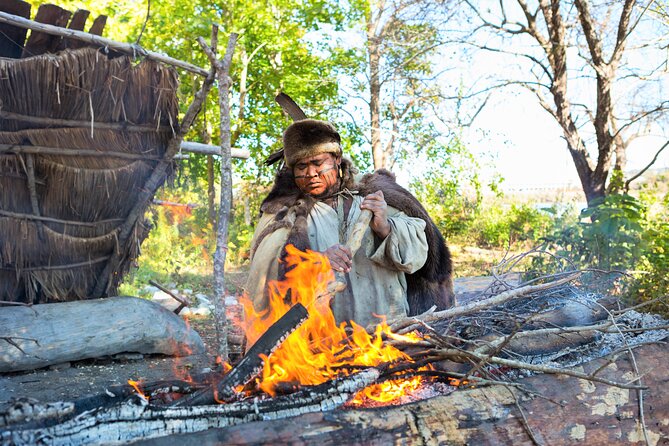 Boston to Plymouth Day-Trip including Quincy, Plimoth Patuxet and Mayflower II - Plymouth Rock and your hour in town