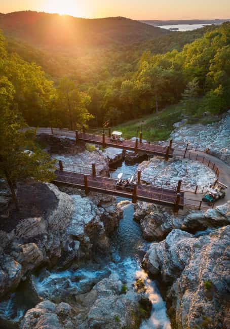 Branson: Top of the Rock Ozarks Heritage Preserve - The Lost Canyon trail, one stop at a time