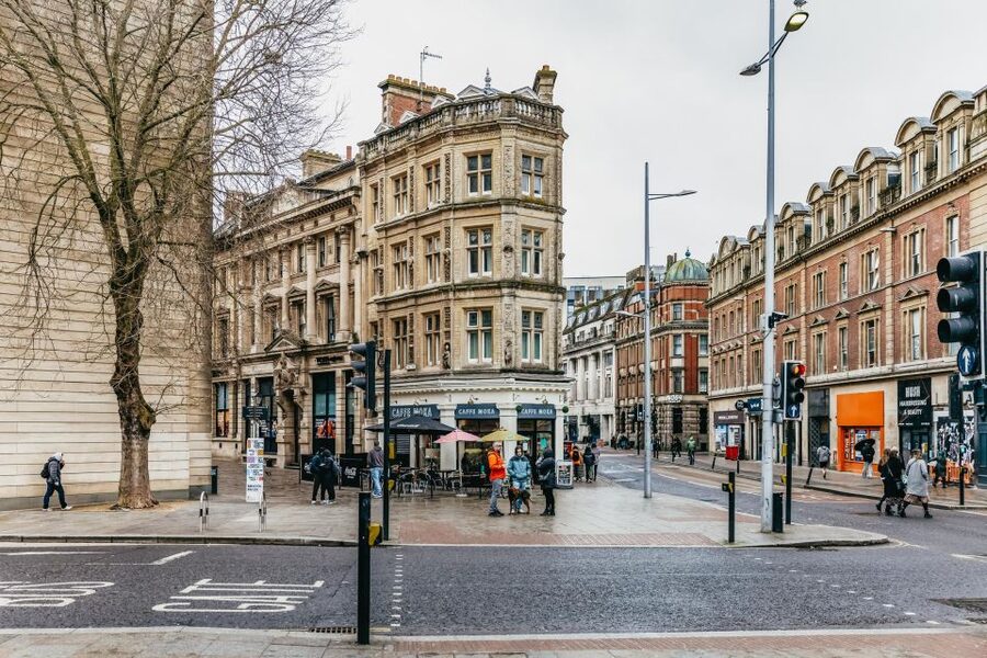 Bristol: Blackbeard to Banksy Guided Walking Tour - Key points at a glance