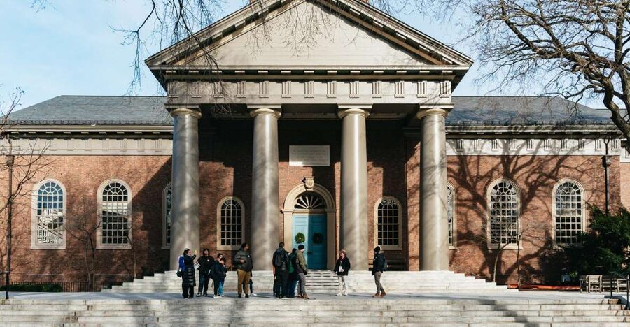Cambridge: Harvard University Student-Guided Walking Tour - Memorial Hall and the architecture of Harvard’s public face