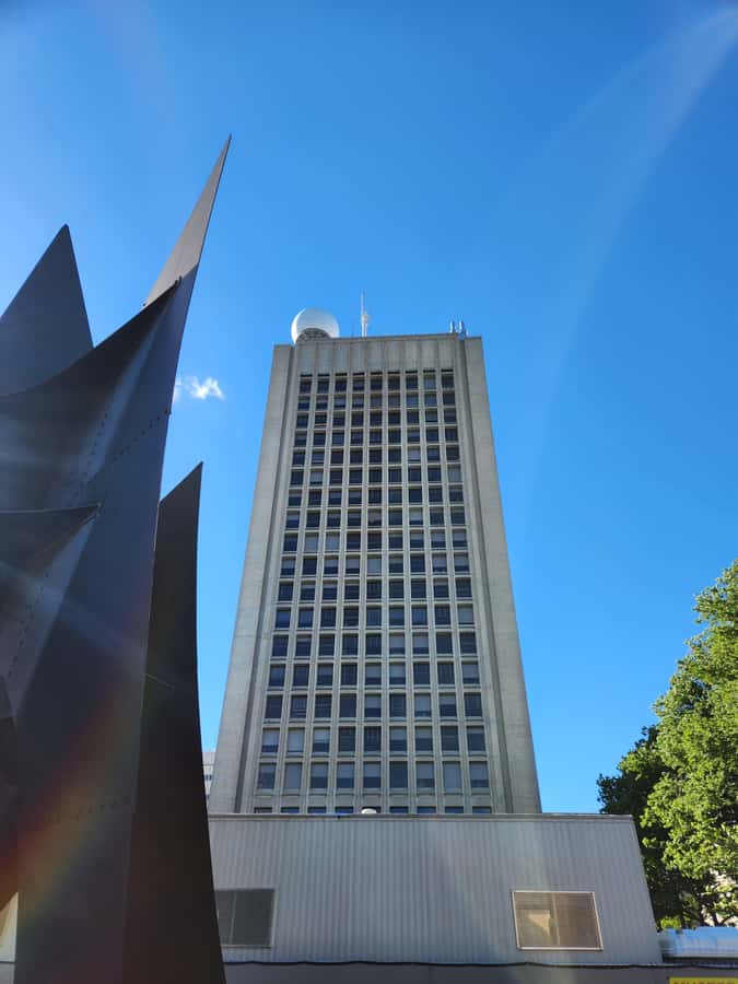 Cambridge, Massachusetts: MIT and Harvard Walking Tour - The Stata Center and a useful mid-tour pause