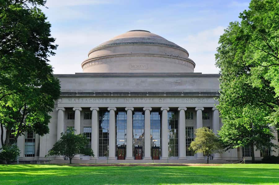 Cambridge, Massachusetts: MIT and Harvard Walking Tour - Starting at MIT beside Kendall Square