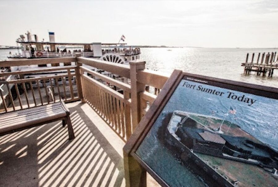 Charleston: Fort Sumter Entry Ticket with Roundtrip Ferry - The narrated cruise across Charleston Harbor