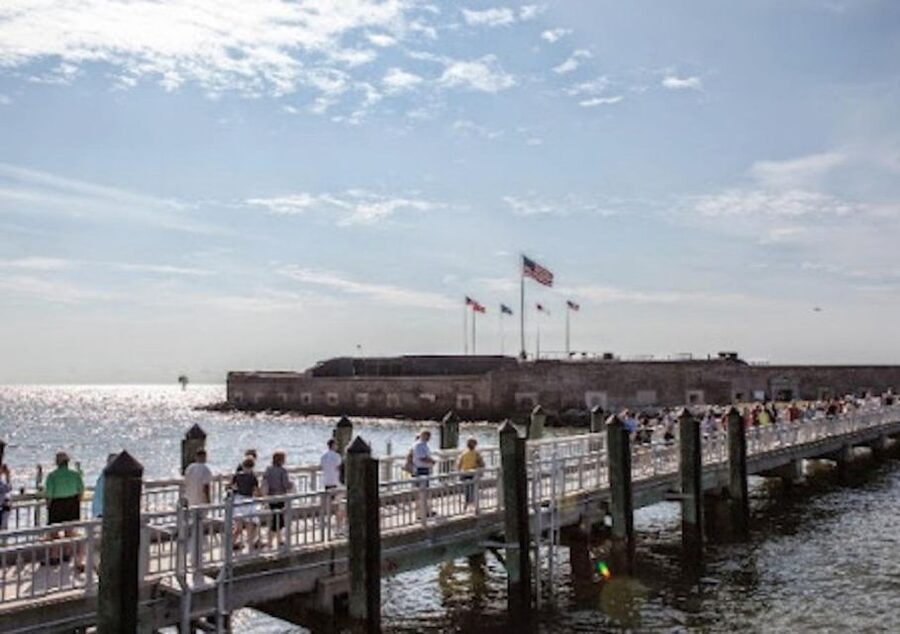 Charleston: Fort Sumter Entry Ticket with Roundtrip Ferry - Exploring the ruins in about one hour