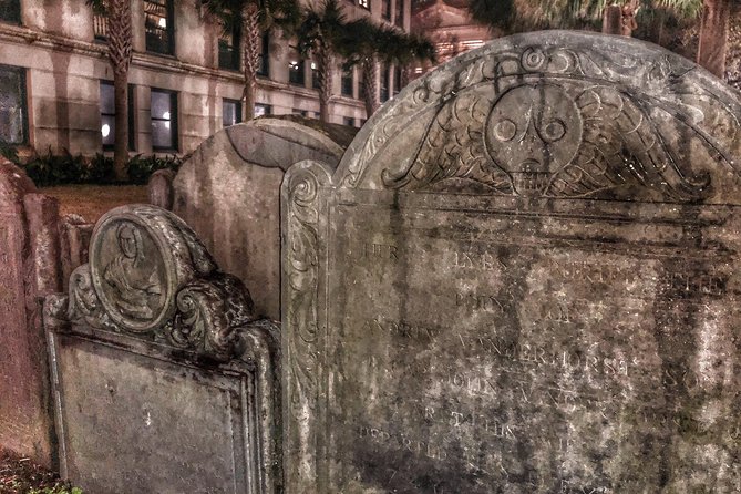 Charleston Ghost & Graveyard Night-Time Guided Walking Tour - Key things to know before you book